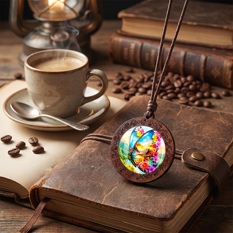 Flower Wing Morning Scene Wooden Necklace, Vintage Style